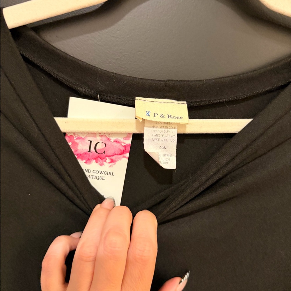 Black Short Sleeve Women's Top